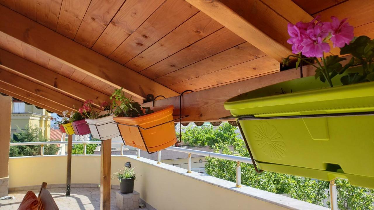 Friends Terrace Apartment Tiranë Luaran gambar